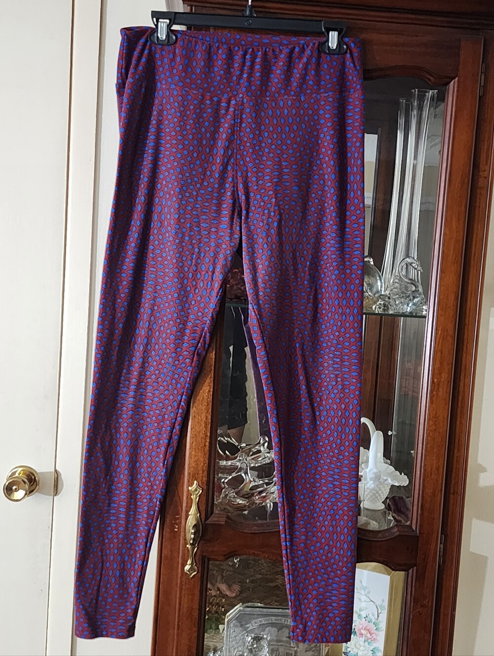LuLaRoe Purple Leggings with Blue Teardrop Print